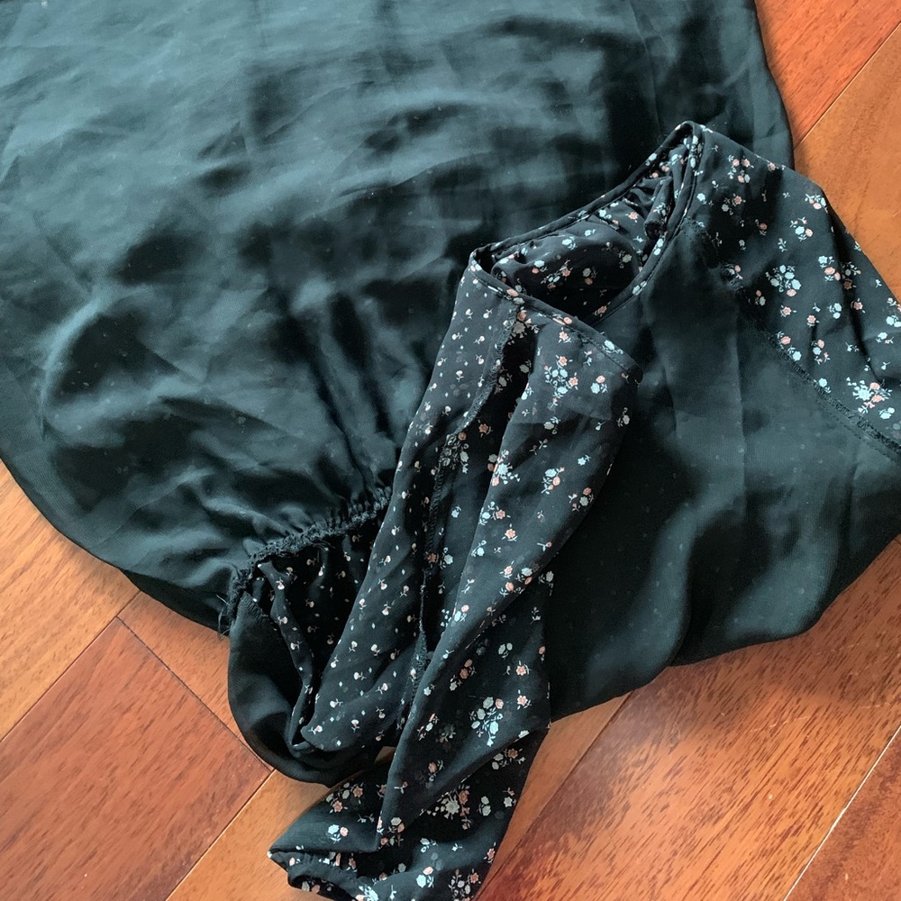 Black Floral Dress, Size M - Picture 13 of 13